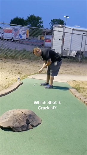 Craziest Putts You’ll Ever See 😱 #golf #minigolfing #minigolf