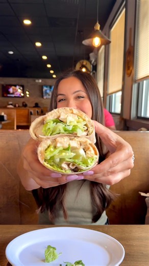 Johnny's Pizza has been serving Atlanta for 48 years, and after visiting I can see why! 🍕 We started with the mini garlic knots and split the chicken caesar wrap 🥗 before diving into two incredible pies: the Johnny’s Italian Special, piled high with all the classics, and the Quattro Formaggio, a must for my fellow cheese lovers 🧀 We also tried two of their summer Limited Time Offer items: the mango habanero flatbread 🌶️🍋 (sweet with just the right amount of heat) and the spring mix salad fo