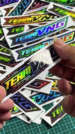 Custom stiker printcut Maxdecal glosy #amdracingdesign #stikercustom #stikerprintcut #stikerproduk #stikerbengkel