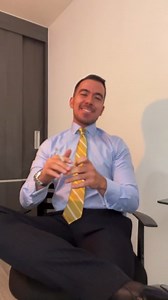 Jesús González on Instagram: "Smoking live 💰🔥 #suitandtie #himaster #suiteddaily #yesmaster #findom #keepdrooling"