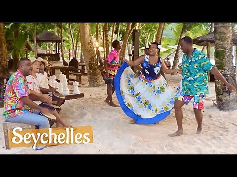 Seychelles islands - traditional music dance show with amazing sunset 🌴💃🏻