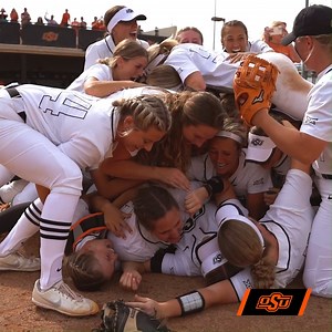 5⃣0⃣ seconds of pure bliss. #WCWSBound #Pitch2Pitch | #GoPokes | Oklahoma State Cowgirl Softball