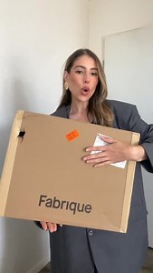 13 comments | J’ai commandé chez @fabrique.official Une marque qui collabore avec de nombreux designers du monde entier et créait des magnifiques collection en édition limitée. . . #ootdfashion #fabrique #outfit #look #fashiondesigner #designer #haul #haulvideo #haulshopee #fashionista #produitoffert | Sarah Magnier | Facebook