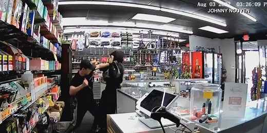 GRAPHIC: Smoke shop owner fights back, stabs attempted robber