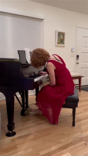 a little late night #liebestraum… thank you @alicewallacemusic for capturing 🎥 Saturday Dec 23: @stageit livestream Christmas show! 7pm EST - streaming worldwide 🎄 🎶 Saturday Jan 20: @citywinerynsh - Nashville Saturday Jan 27: @thehotelcafe Los Angeles Thursday Mar 21: @hughsroomlive Toronto Friday Mar 22: @the_ark_ann_arbor Ann Arbor/Detroit | Alicia Witt