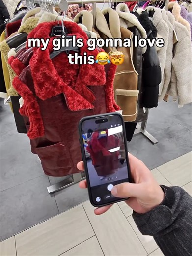 @tchpack on Instagram: "Got her brand started within minutes over months… Comment down below if you need something like this for your brand"