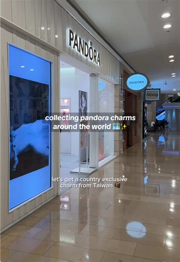 Getting a Pandora Country Exclusive Charm in Taiwan