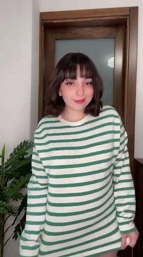 Big sweater smol girl kind of mood | defiantpanda #3 🍑😍 | #tiktok #defiantpanda #shorts