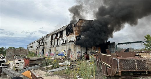Smoke beginning to subside at Sugar Mill fire in Longmont