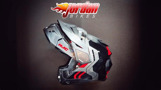 ✨️HJC i80 Modular Helmet✨️ Switch between full-face fortitude and open-face freedom with the HJC i80. Peak or sleek. Remove the peak to customise your ride for comfort and control at higher speeds. An integrated sun visor and included Pinlock insert keep your view crystal clear. ‼️£229.99 (RRP) with graphics ‼️£199.99 (RRP) plain. | Jordan Bikes