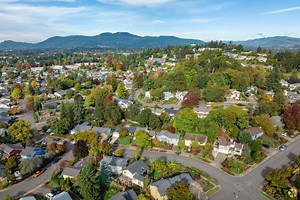 Living in the West Springfield Neighborhood of Springfield, OR