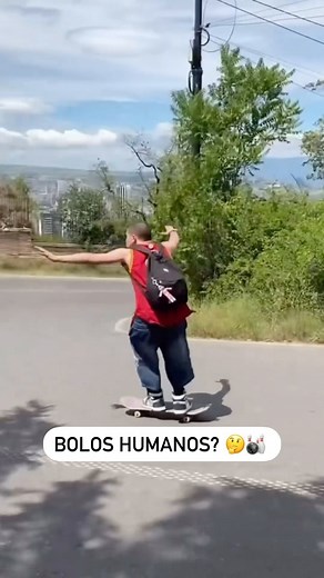 Marvelus Fame ♊️ | bolos humanos? 🤔🎳🤕 #reels #viral #trending #meme #bolos #bowling | Instagram
