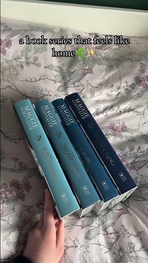 The Raven Cycle🌿📖#books #booktok #bookish #booktube #reader #theravencycle #theravenboys #bookrec
