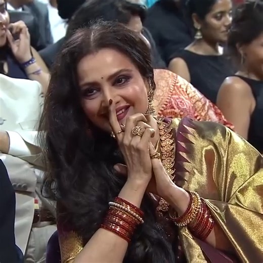 Shahid Kapoor ne ki sbhi ke sath jabardast comedy #IIFA #bollywood #IIFAAwards #viralvideo #post | IIFA Awards