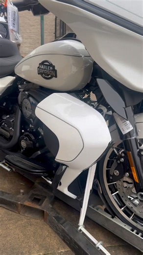 💥2026 Street Glide Limited just off the truck at Down Home H-D 💥 From the Milwaukee-Eight VVT 117 motor to the all-new Grand Tour-Pak, heated seat and grips, and premium Rockford Fosgate audio, it’s a touring experience built to overdeliver at every level! With warranty protection for life and engine oil changes for life, it’s available TODAY at Down Home Harley-Davidson, come get your bike! #2026harleydavidson #downhomeharleydavidson #downhomeharley #harleydavidson #2026streetglidelimited | D