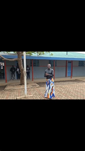 School Mentorship program; Environmental conservation, Waste Management, Giving Back to the community. Daring to Inspire Lives ✋ 📸 DHT Kisumu Senior Academy 👌 | Aus Okuto