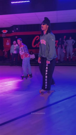 Duke Dennis at Cascade 🔥 #rollerskating #cascade #skating #dukedennis #cascadeskatingrink
