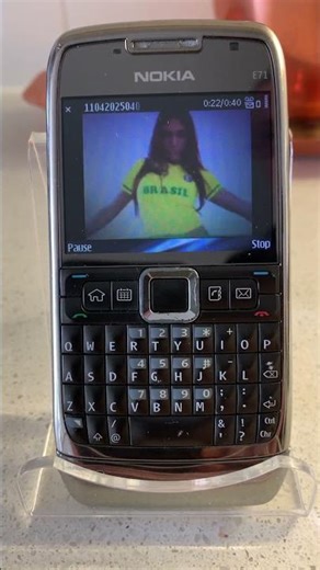 Nokia E71