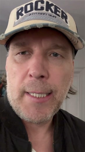 The last secrets of the Böhse Onkelz! https://youtu.be/FEU3aut8UZc?is=0b5nmgvkl7c4N5qQ
