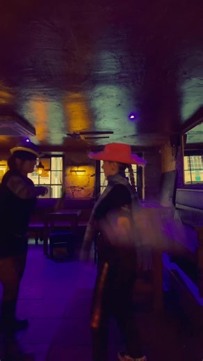 When the first of the customers start to come in… #whistlebinkies #freelivemusic #livemusicvenue #edinburgh #oldtown