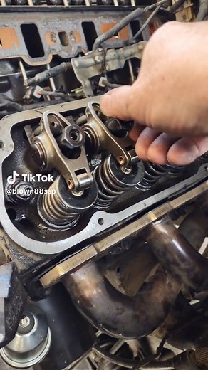 5.0L Valve Springs Removal Guide | Watkins Motorsports