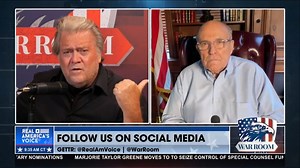 Steve Bannon calls Fox News "TV for stupid people"