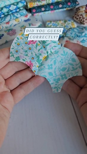 🌺ℝ𝕒𝕔𝕙𝕖𝕝 🌺 | Clamshells is a shape that I've recently fell in love with! I had sewing these shapes using a traditional hand piecing method rather than... | Instagram