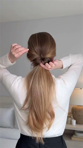EASY HAIRSTYLE THAT ALWAYS LOOKS PUT TOGETHER❤️ #easyhairstyles #hairtutorial