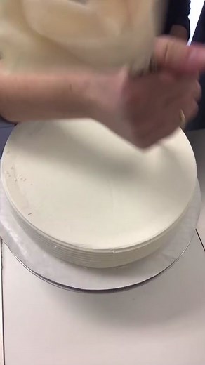 The DaVinci of DQ Cake Piping