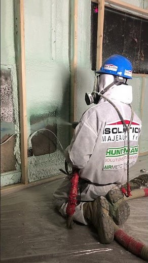 Comment isoler un mur avec le polyuréthane giclé.