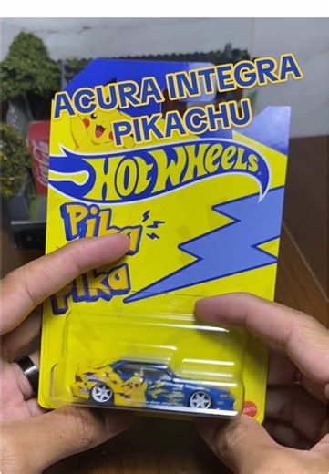 Custom Acura Integra: Pika Pika Pikachu Design