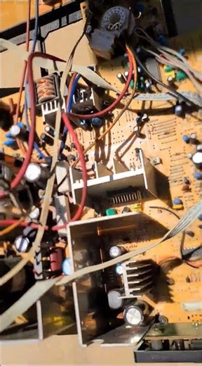 Retro CRT TV Teardown (90s/2000s)