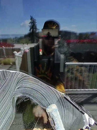 How to Clean Windows in Direct Sun Without Streaks | Window Cleaning Bellingham WA