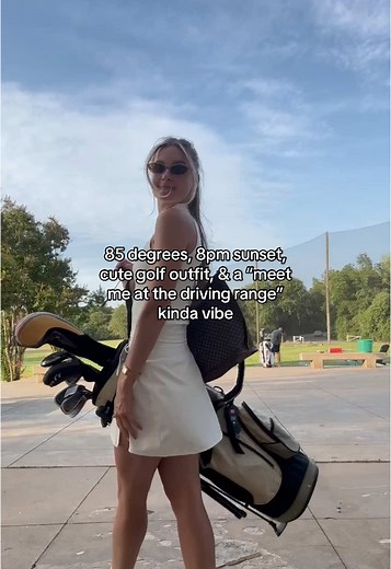 our favorite kinda vibe ☺️⛳️🌞 #golfgirl #cutegolfoutfits #vibecheck #sierramadregolf