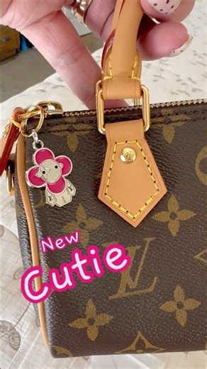 Adding Vivienne charms to Louis Vuitton NANO speedy #louisvuitton #lvlover #lvspeedy #lv #fashion