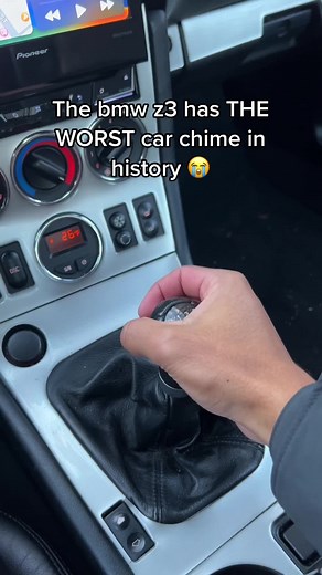BMW Z3 Car Chime Fail - The Worst in History