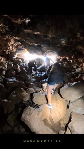 Hiking the Lava River Cave
