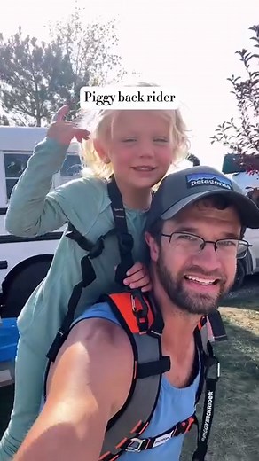 Give the gift of adventure! (Save this reel for future gift giving) Here are our favorite gifts to elevate any adventure. Living in a bus and loving a good outdoor adventure, we’ve learned the value of practical gifts. We are all about useful presents that inspire families to explore together in 2024. From portable gear to outdoor essentials, these gifts are perfect for the outdoor or nomadic family In Your life. We believe in the practical joy of a paddleboard, the magic of carrying your child 