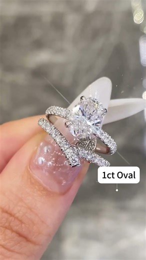 Why does stacking make diamonds feel cooler? 💍✨