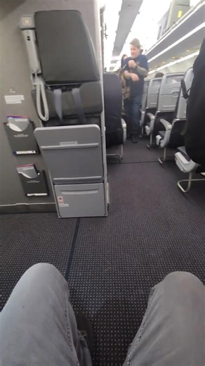 American Airlines A321 | Seat 24C