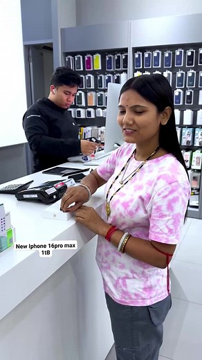 1.4M views · 10K reactions | iPhone 16 Pro Max - 1TB Purchasing in apple store殺 #ushayadav #iphone #applestoresingapore | Maithili Likes | Facebook