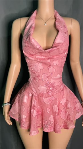 Chicstyle Apparel on Instagram: "Aaliyah Dress ❗️Don’t hesitate, get it while it’s here ❗️ ‼️Cost: $7000 ❗️Size: Xs / Medium 📩 Send us a dm to order or WhatsApp us 8762925283 🚚 Delivery available island wide 📍Pickup available on Saturdays #chic #trendy #shorts #shortsset #affordable shortsset summer girlsfashion sexy sexydress kingston jamaica"