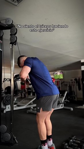 Extension de codo para que tus tríceps crezcan