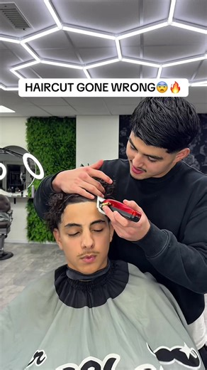 Expert Barber Services for Sharp Haircuts