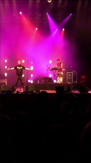 You Take My Breath Away - Queen (Short) Innuendo live @ Spa - July 2010