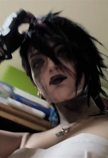 Arcane Cosplay: Stunning Vi & Caitlyn Transformations