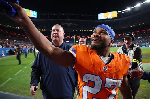 Broncos edge Raiders for seventh straight win: Live updates and reaction from NFL ‘Thursday Night Football’