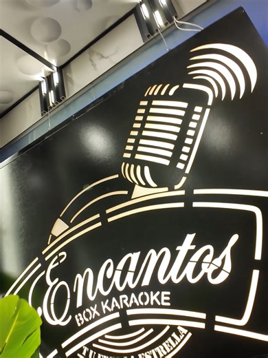 😎 Encantos Box Karaoke es un lugar para todos. Tenemos de 20 BOX para todo tipo de ocasión. 🤩 Haz tu reserva al: 📲 51 951 111 311 📲 51 974 987 884 📍 Av. Huayruropata 1834 (frente al grifo latino) 📍 Pasaje Grace 135 (Frente al Qorikancha) #karaokeencusco #karaoke #80s #boxprivados #karaokecusco