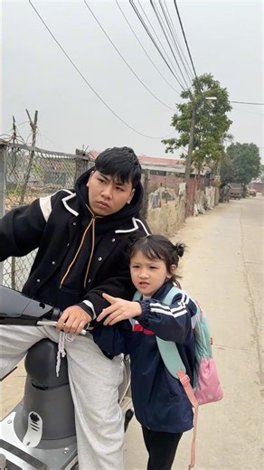 Examples of asking for directions when you're unsure. #funny #humor