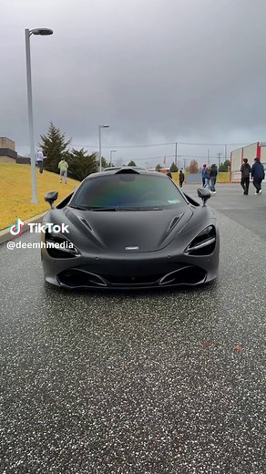 McLaren 720S Supercar Showcase